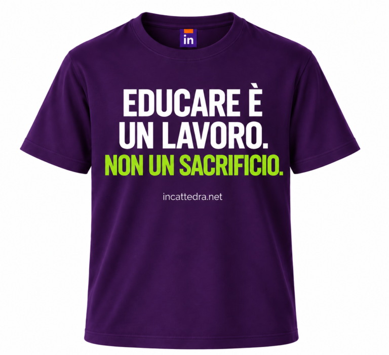 T-shirt viola InCattedra — «Educare è un lavoro. Non un sacrificio.»
